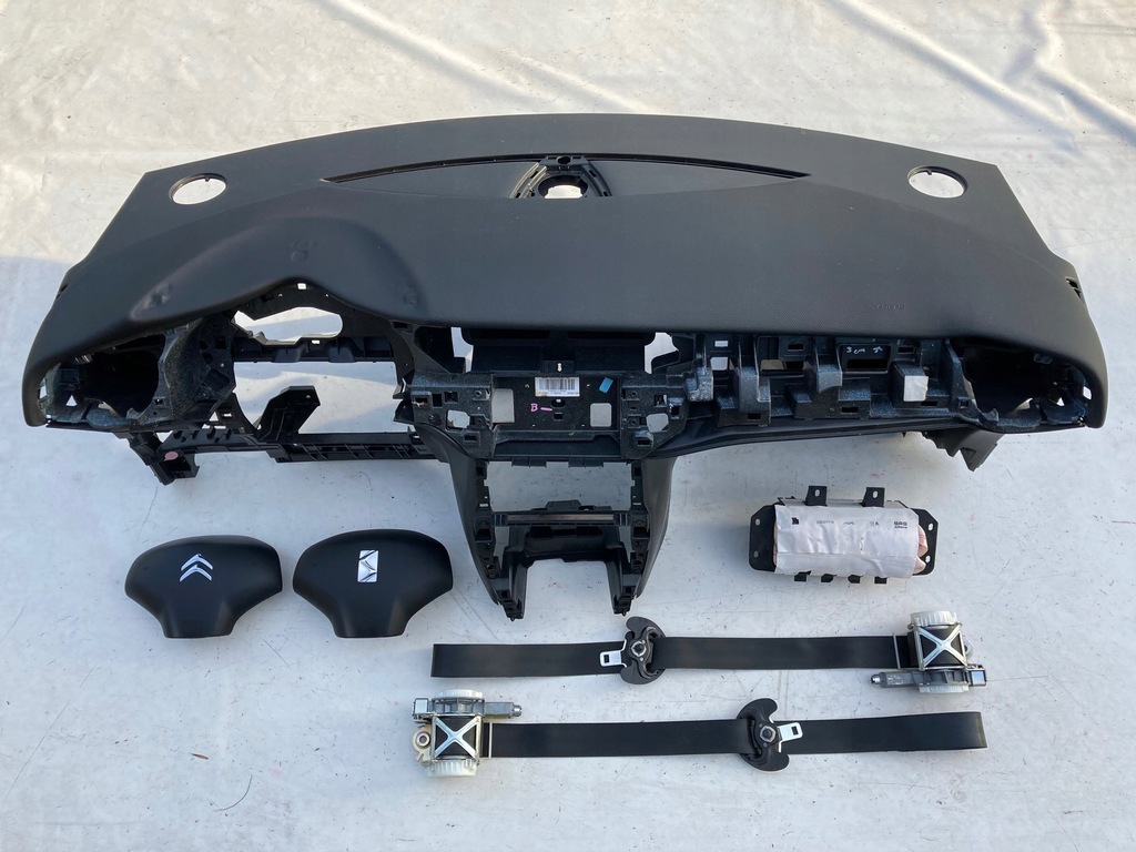 фото №1, Citroen ds3 панель приладів панель приладів консоль подушки безпеки ремені