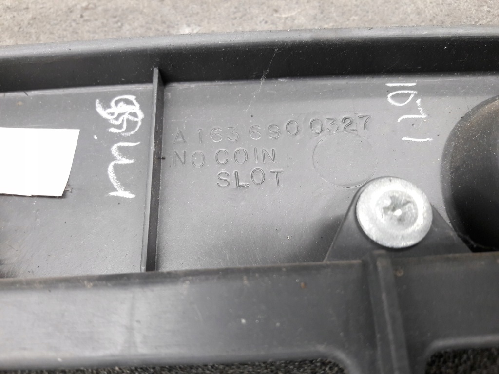 A1636900327 захист klaka бічна задній ліва mercedes ml w163 Ціна