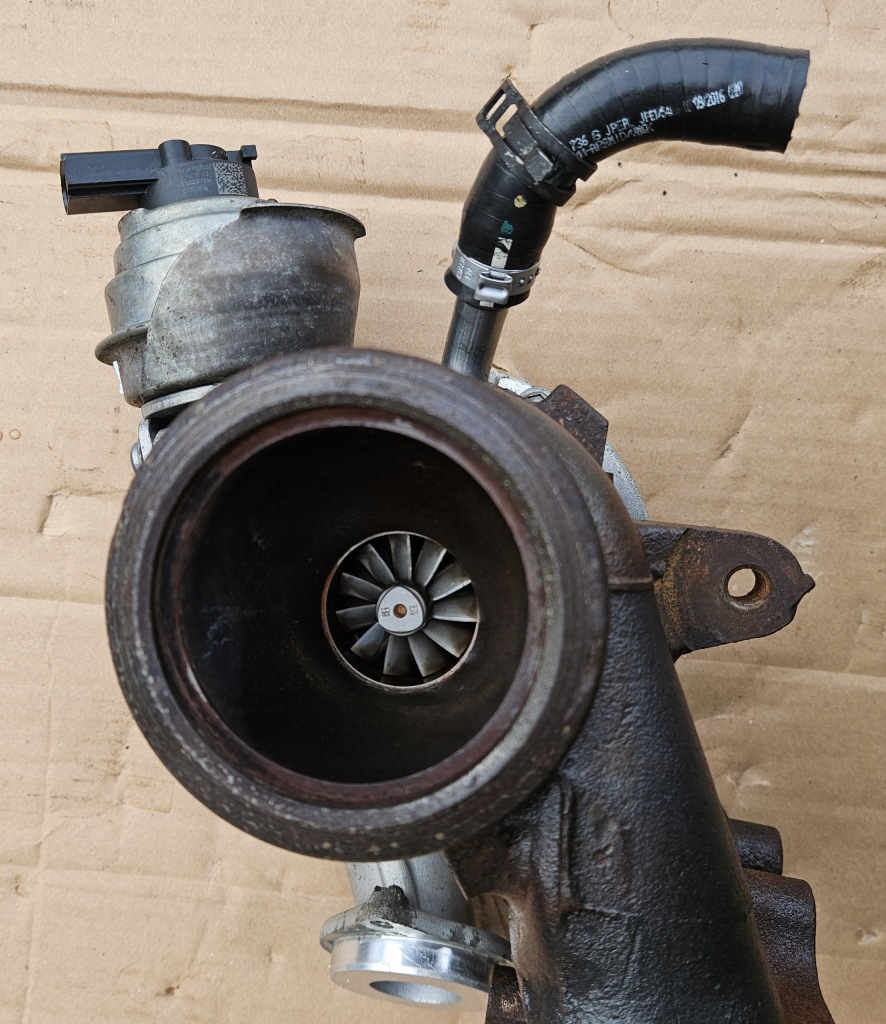 Турбонагнетатель vw transporter vi 6 multivan 3 3 2.0 tdi 830323-0003 с Разборки