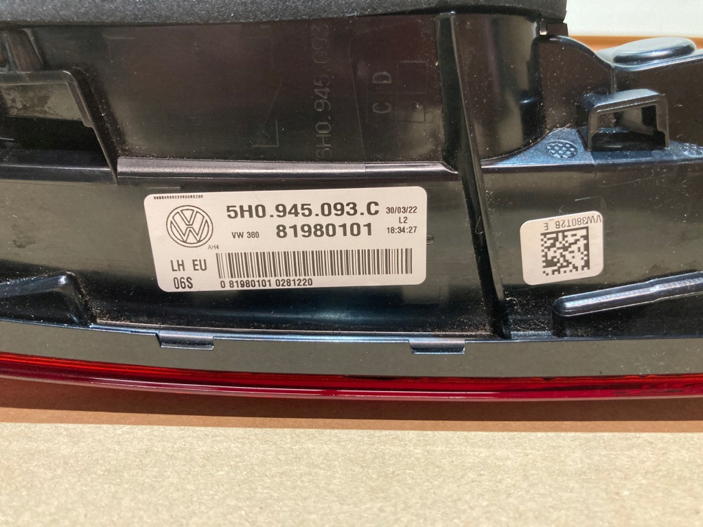 фото №8, Лампа левая задняя vw golf viii 8 5h0 led