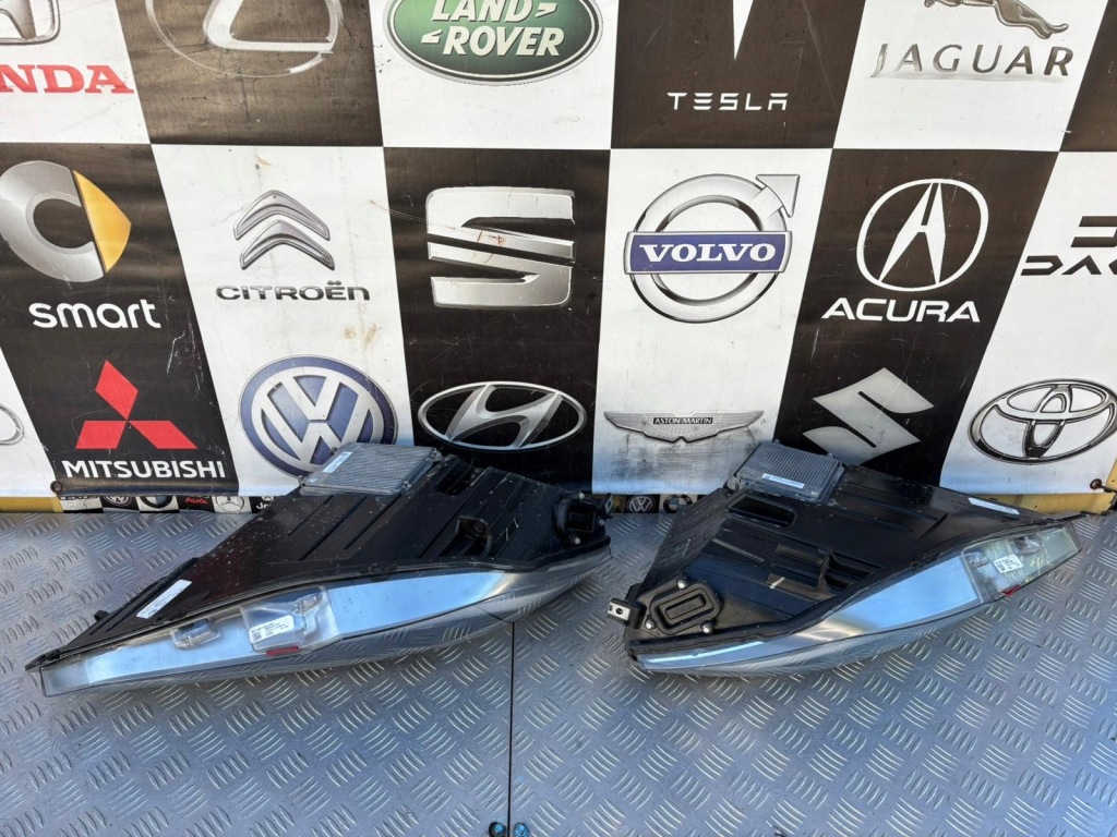 фото №10, Tesla 3 s plaid лампа перед левая правая 21- 1053570-00-g 1053571-00-g