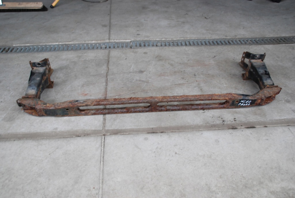 фото №1, Volvo xc60 i зона деформации балка pod радиатор