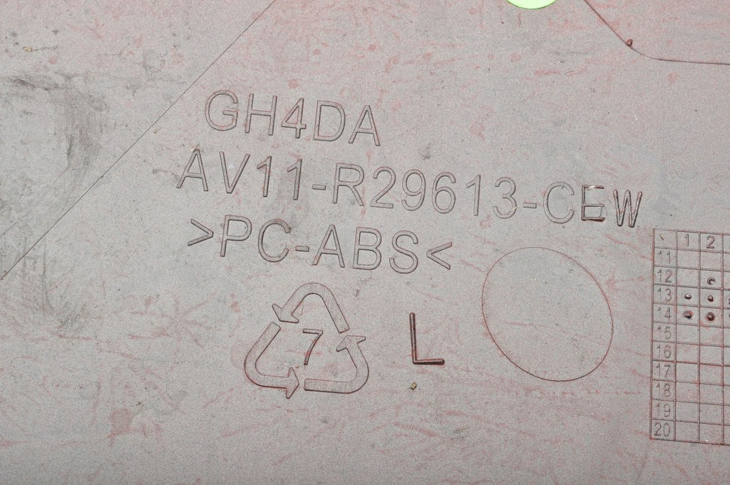 фото №8, Ford b-max накладка крыла левый задняя av11-r29613-cew