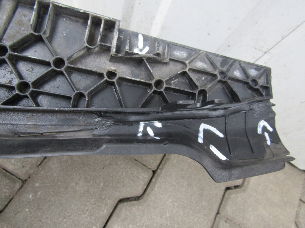 фото №10, Воздуховод воздуха жалюзи шторка bmw 3 g20 g21 19-