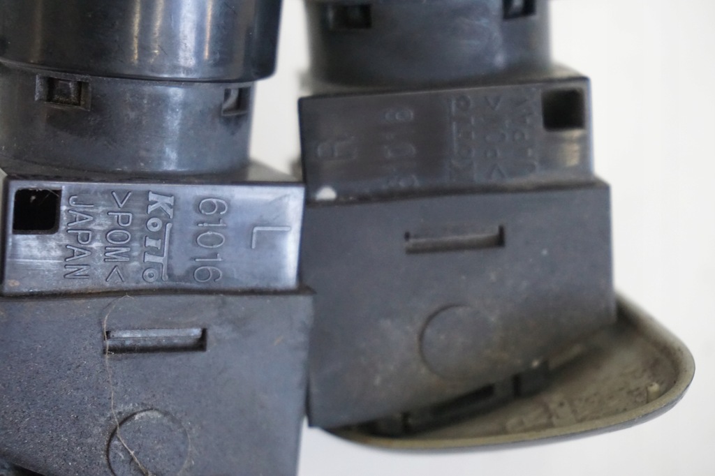 фото №4, Mazda rx-8 rx8 омивачі лампа ксенон насадка заглушка nr.124