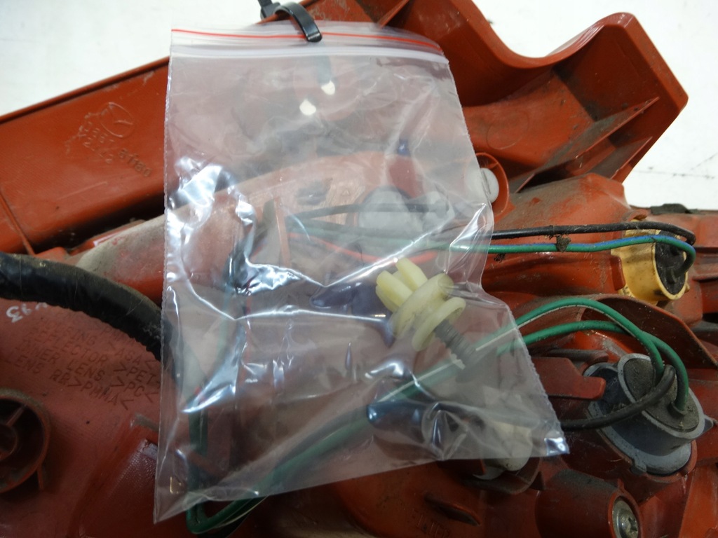 фото №14, Лампа задняя правый задняя mazda 2 de d65151150 2011r.