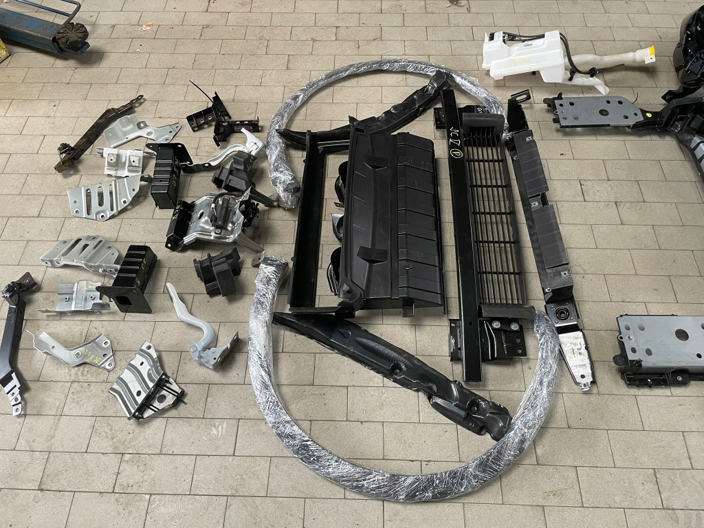 Перед бампер лампы капот крылья радиатор renault scenic v bixui Недорого