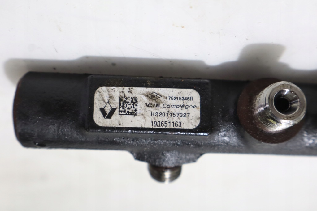 фото №4, Молдинг впрыскная renault clio iv lift 1.5dci