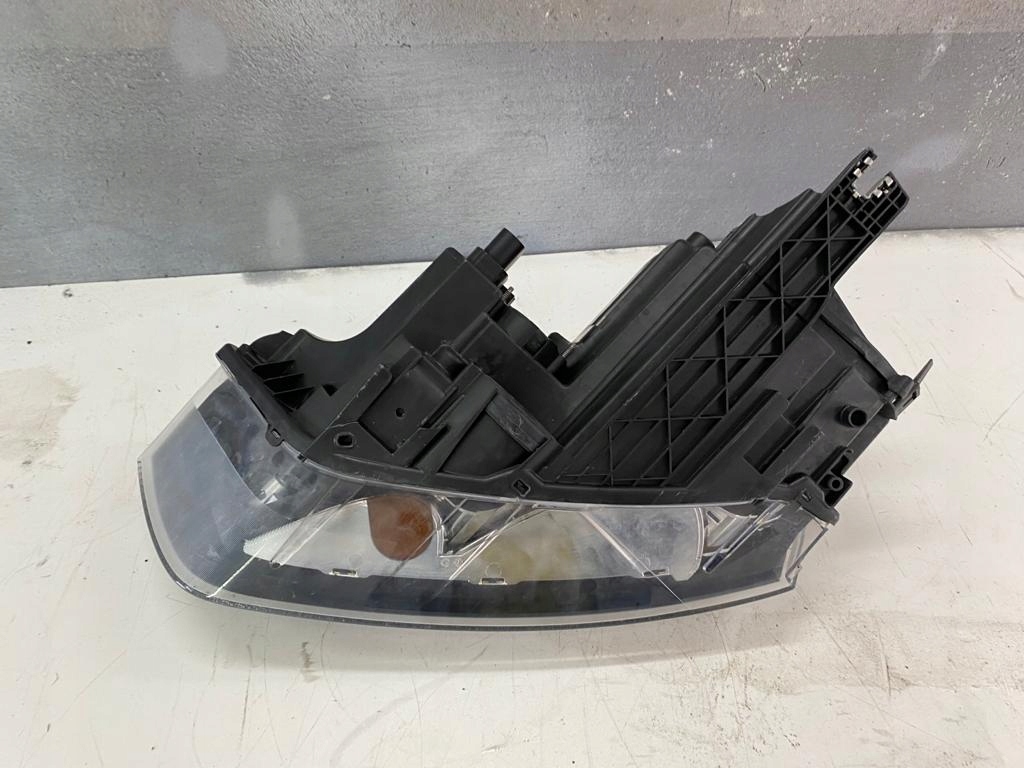 фото №9, Лампа права перед передня audi q3 8u