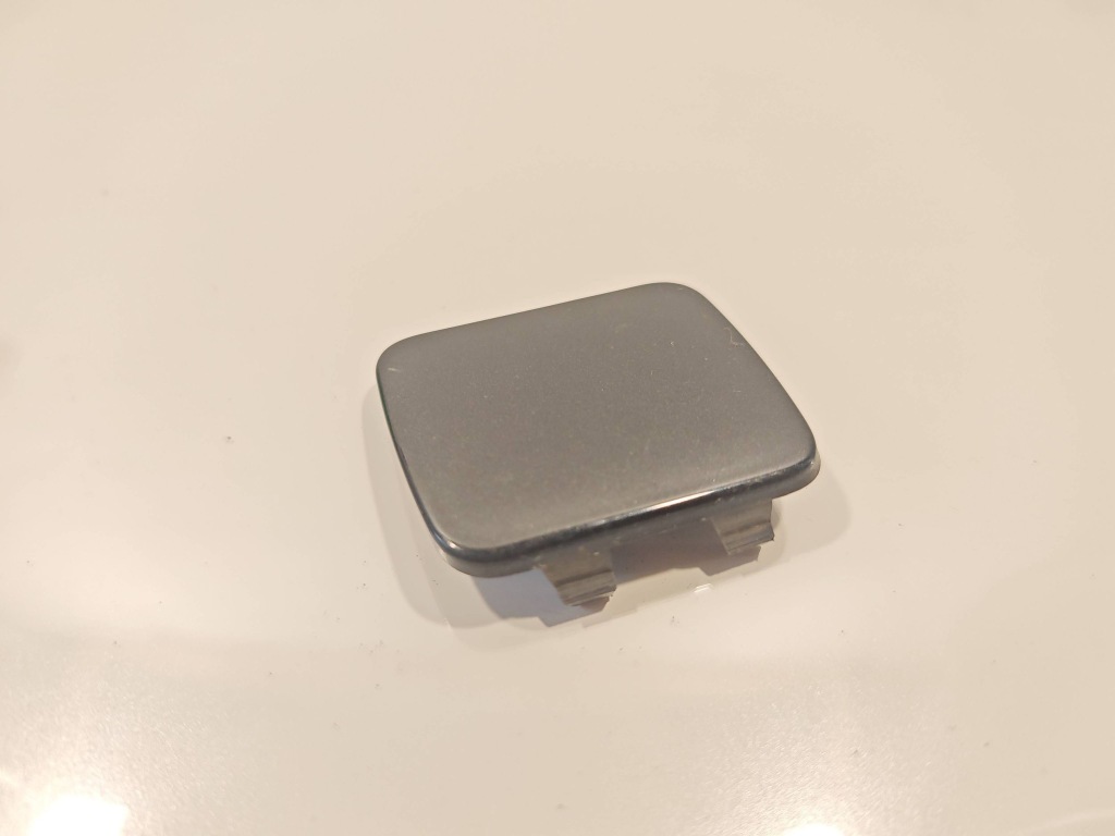 фото №1, Bmw 1 e81 e87 заглушка фаркоп бампера задняя 7166598