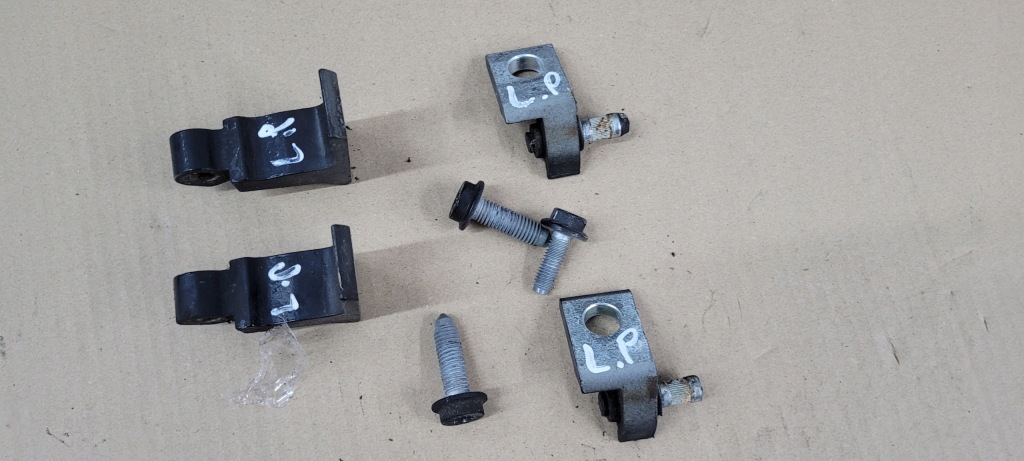 фото №1, A3 8v lift s3 петля петлі двері ліва лівий перед sedan ly9b