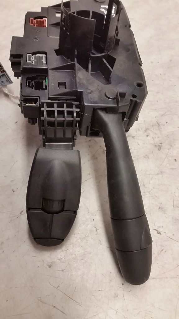 фото №3, Перемикач комбінований світла стрічка peugeot 308