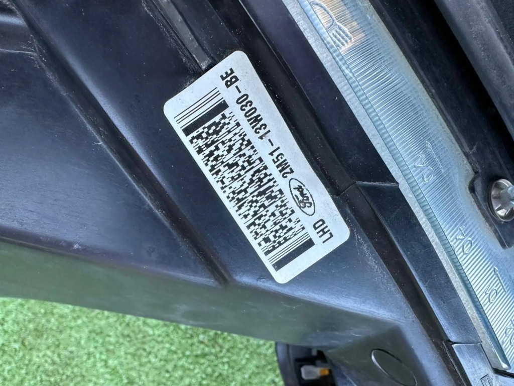 Фари перед ford focus mk1 комплект європа 2m51-13w029-be Зі Шроту