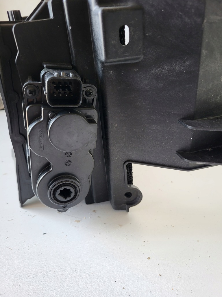 фото №11, Kia sportage v жалюзи шторка впуск воздуха 86950 - r2000 / cj000