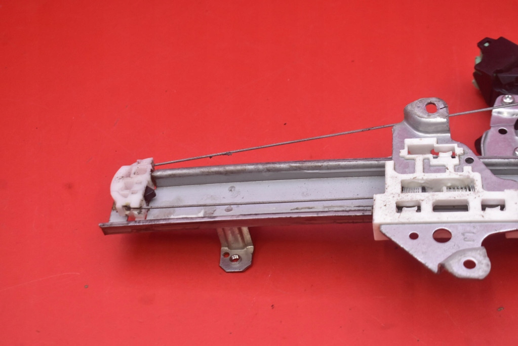 фото №9, Подъемник стекло левый перед eu 807303na1a nissan leaf 1 i ze0 lift 10-17