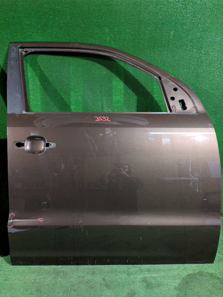 Купить Дверь передние правое правый перед vw amarok 2hh 09- nr.3592