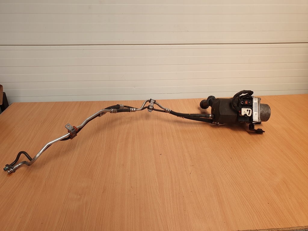 фото №10, Насос усилителя citroen ds5 2.0 hdi 9811749080