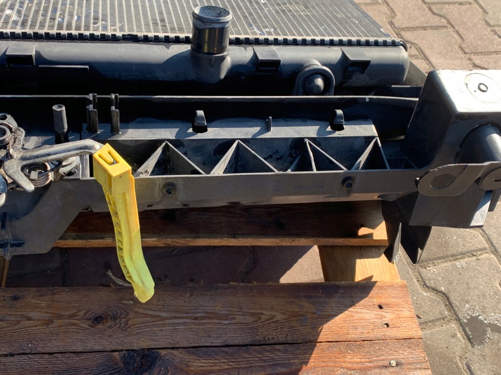 фото №9, Peugeot partner ii lift iii 15r pas передній радіатор вентилятор комплект