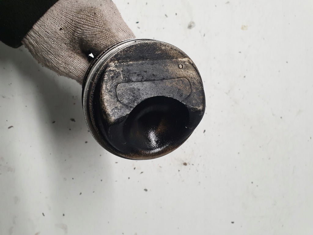 фото №5, Поршень поршни mitsubishi space wagon 2.4 gdi