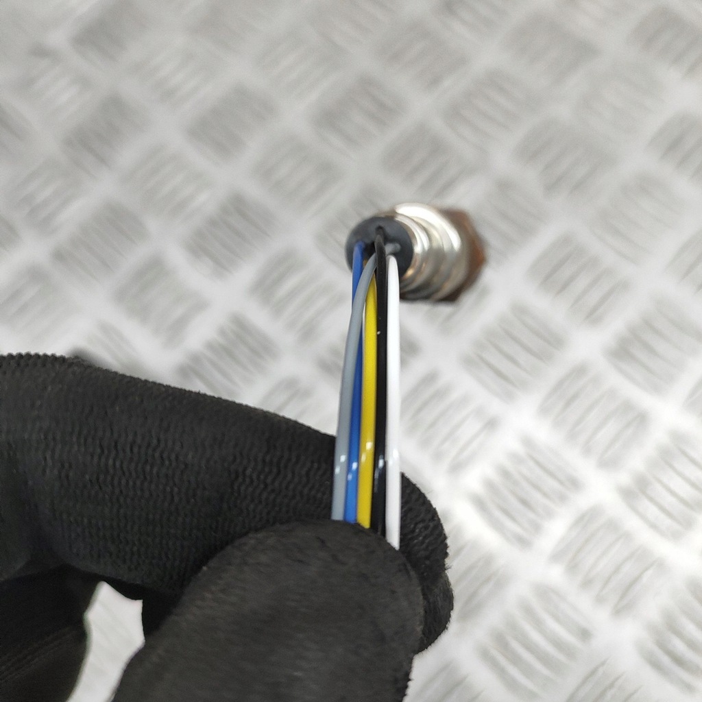 фото №7, Audi a4 s4 b9 8w 2015 датчик лямбда-зонд