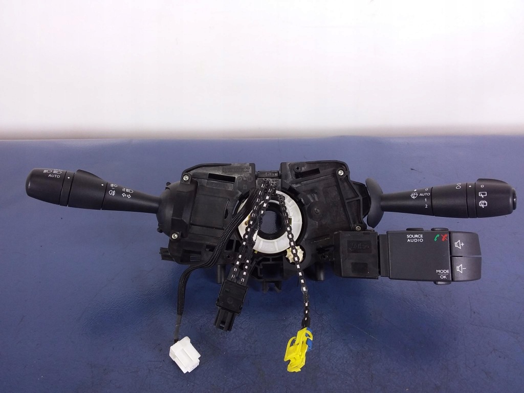 фото №1, Renault captur i переключатель переключатели 255675887r