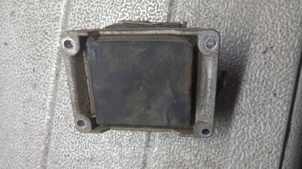 фото №4, Бортовой компьютер двигателя opel agila 1.0b 00r 09185450