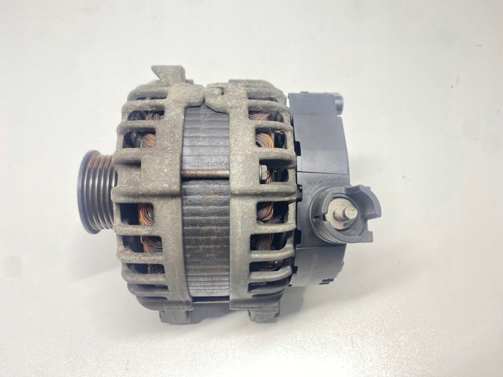 Купить Jaguar xe x760 xf f-pace 2.0 d генератор 16r.