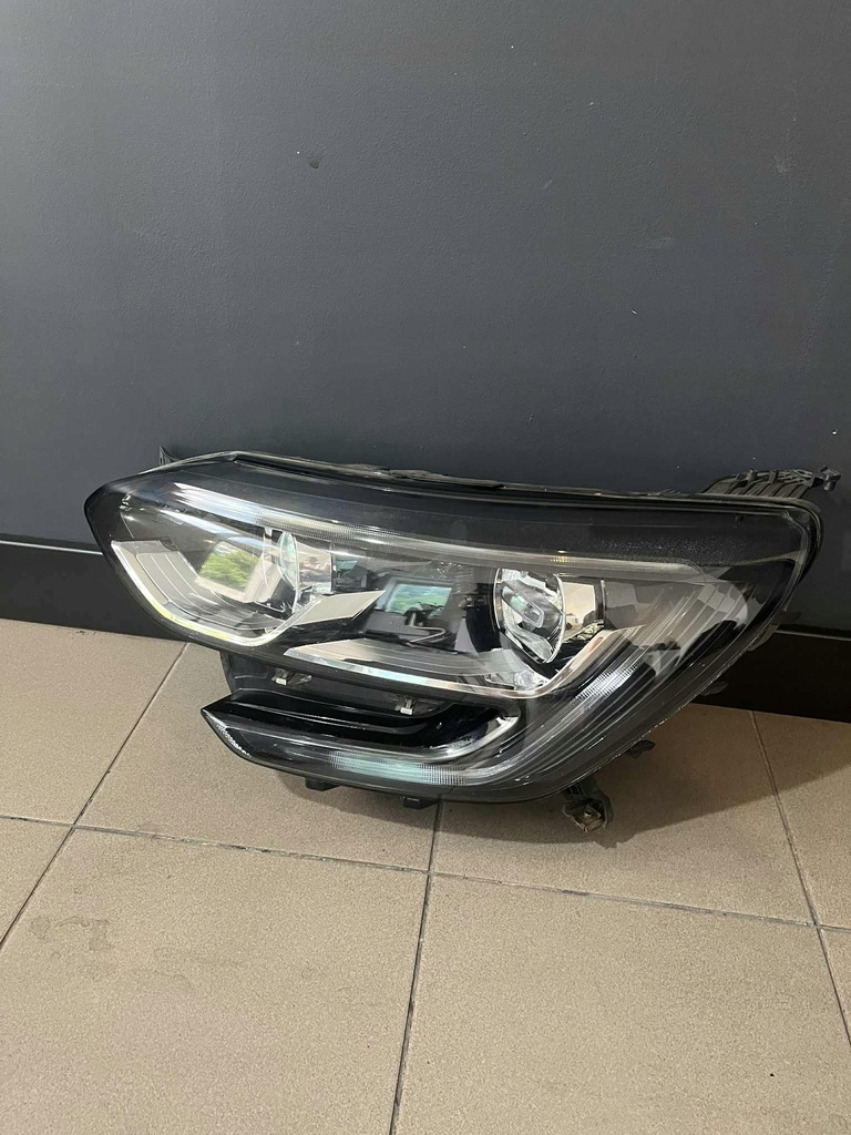 фото №1, Renault megane iv лампа левая левый перед передняя eu 260602792r