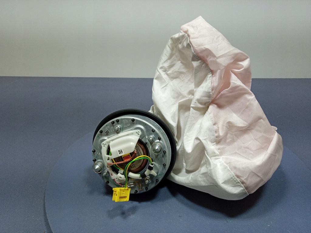 Mercedes gls x167 приборная панель приборная панель  подушки безопасности eu a1676802904 с Разборки