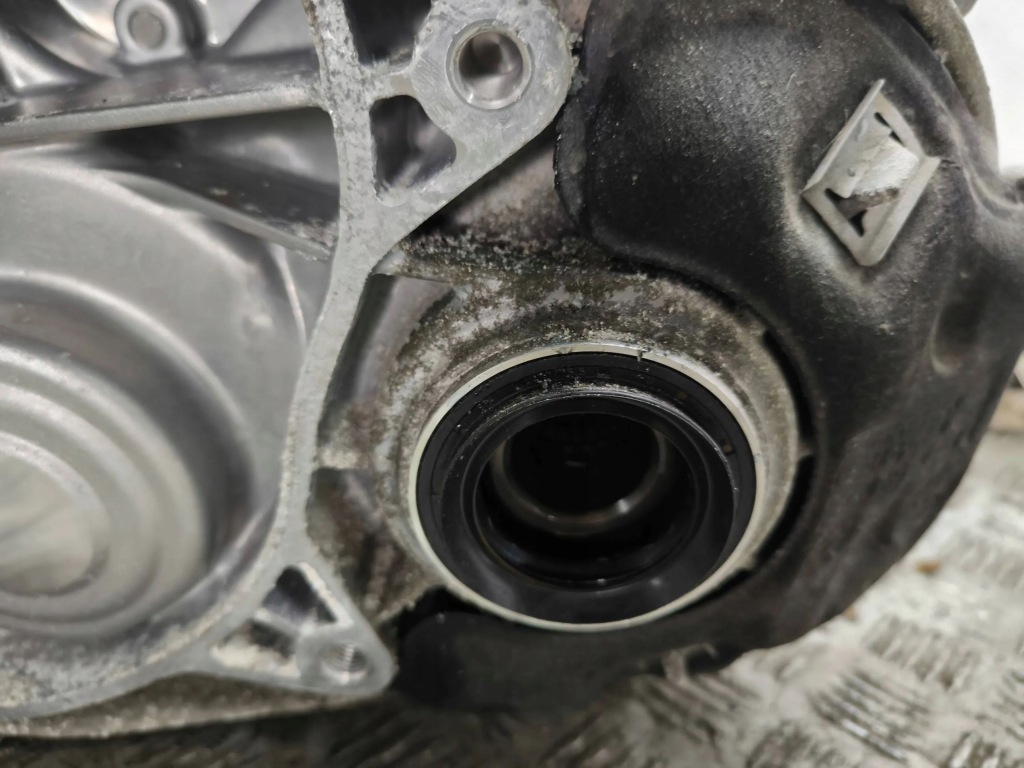 Автоматическая коробка передач передач bmw i3 864816503 Киев