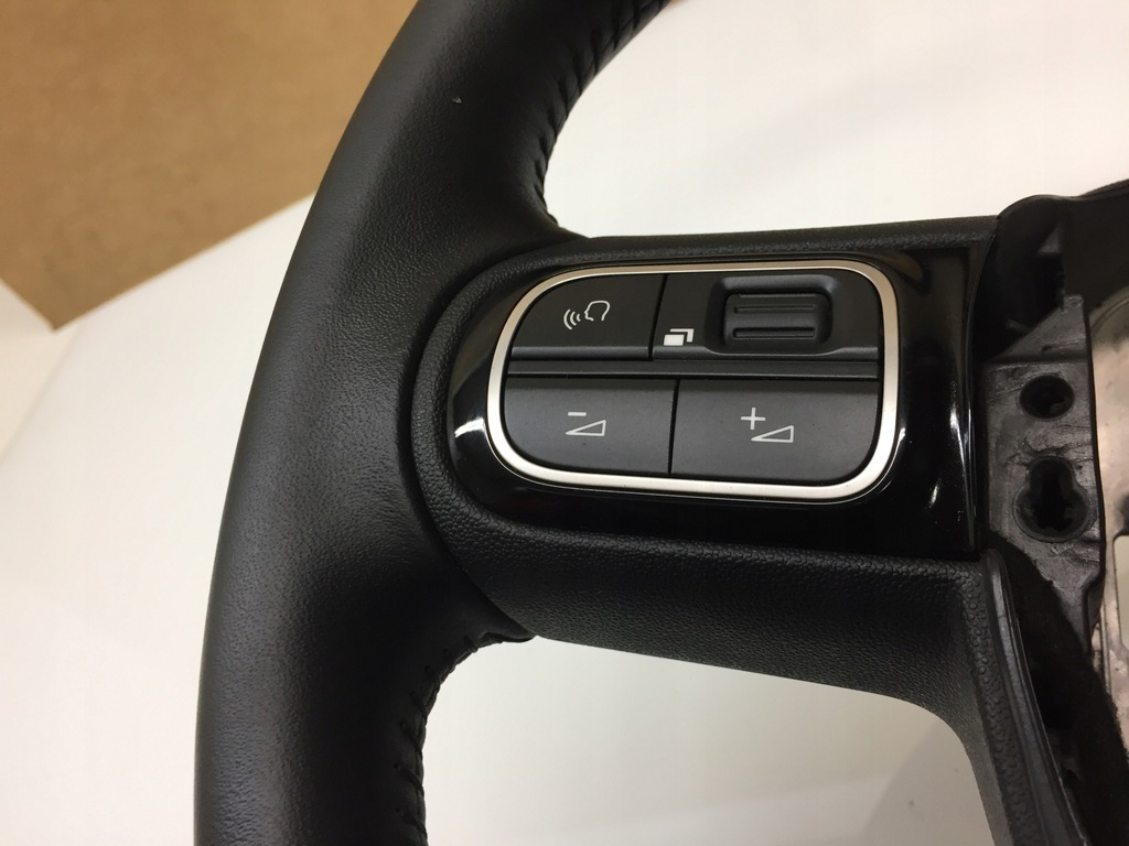 фото №6, Воздуховод citroen оригинальный номер 98118752zd