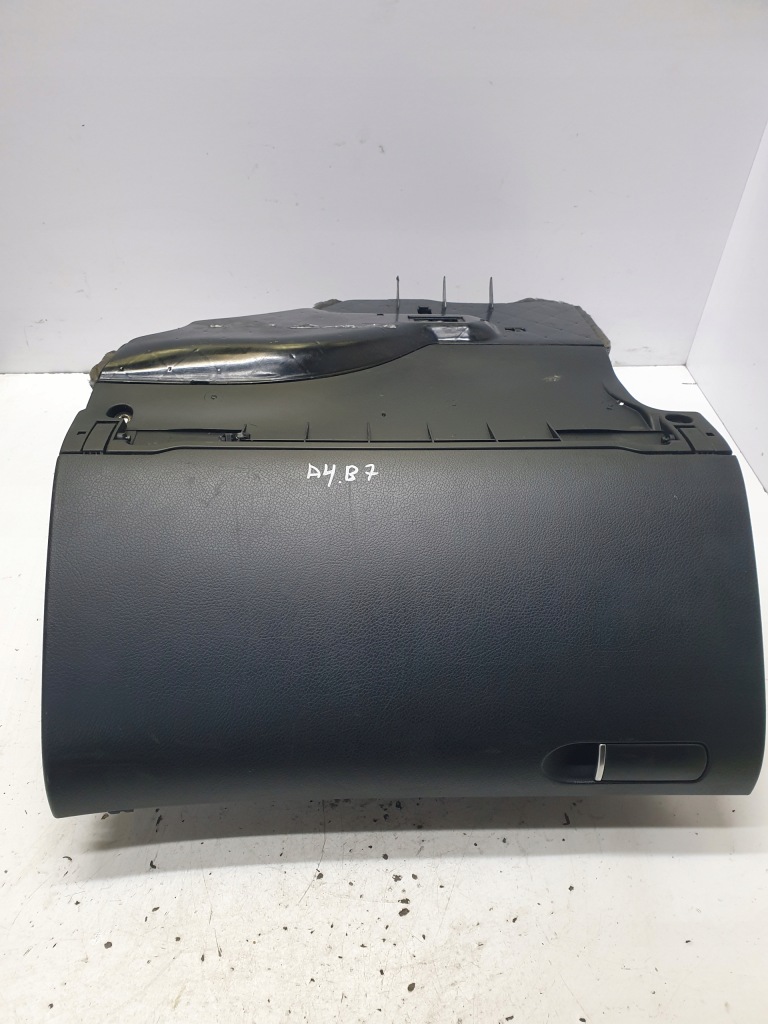 Купити Бардачок пасажира audi a4 b7 8e1857035c