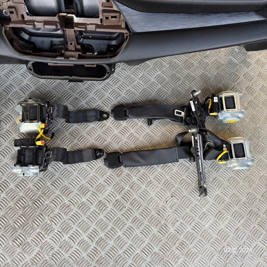 фото №7, Панель приладів комплектна подушка безпеки консоль ремені панель приладів alfa romeo giulia 2016 rok