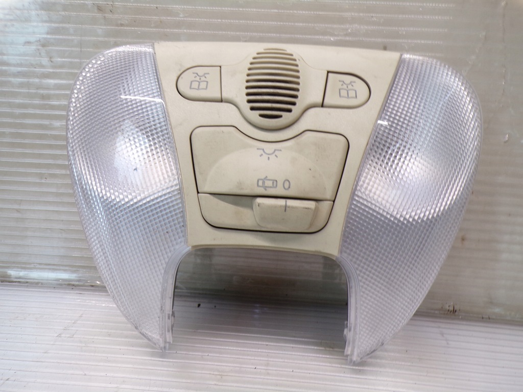 фото №1, Лампа потолочный mercedes sl r 230 2308201601