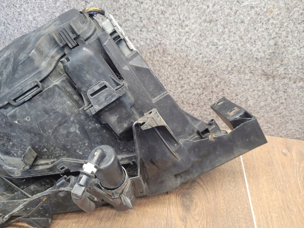 фото №12, Bmw 3 e90 e91 ксенон лампа левый перед