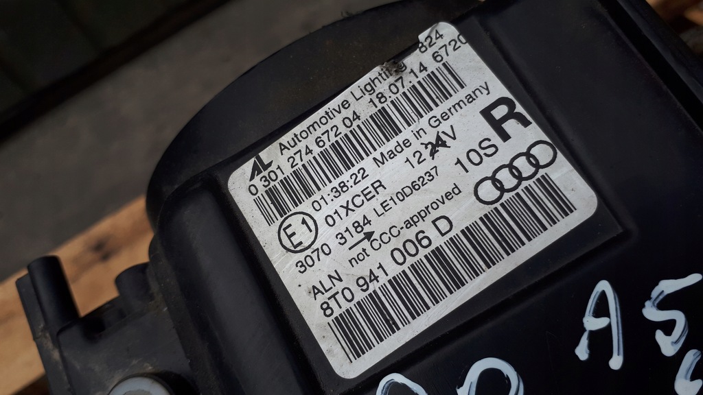 фото №8, A5 8t s5 lift лампа правая перед передняя bixenon uk 8t0941006d