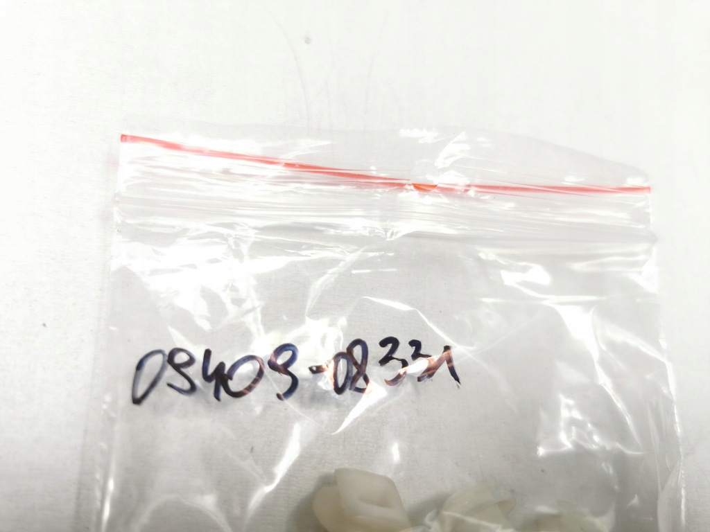 фото №7, Клипса, штифт suzuki grand vitara xl'07 оригинальный номер 09409-08331