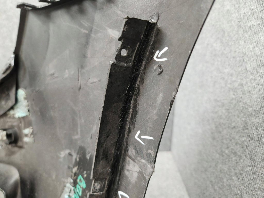 Бампер передний перед - maserati quattroporte 670010256 2012-2016 Оригинал