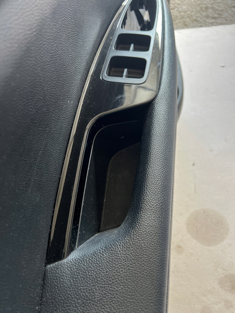 фото №7, Kia optima jf kombi 16-19 обивка обшивка дверь левый перед europa