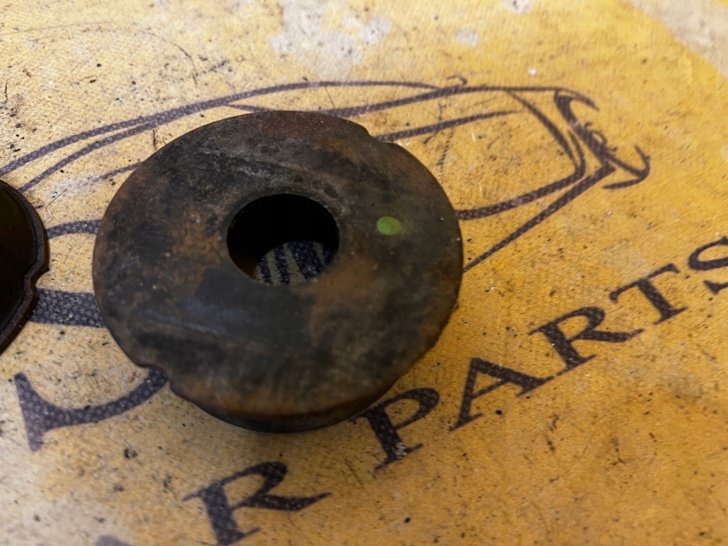 фото №2, Втулка підрамник передніх lexus rx 450h iii 3 al10