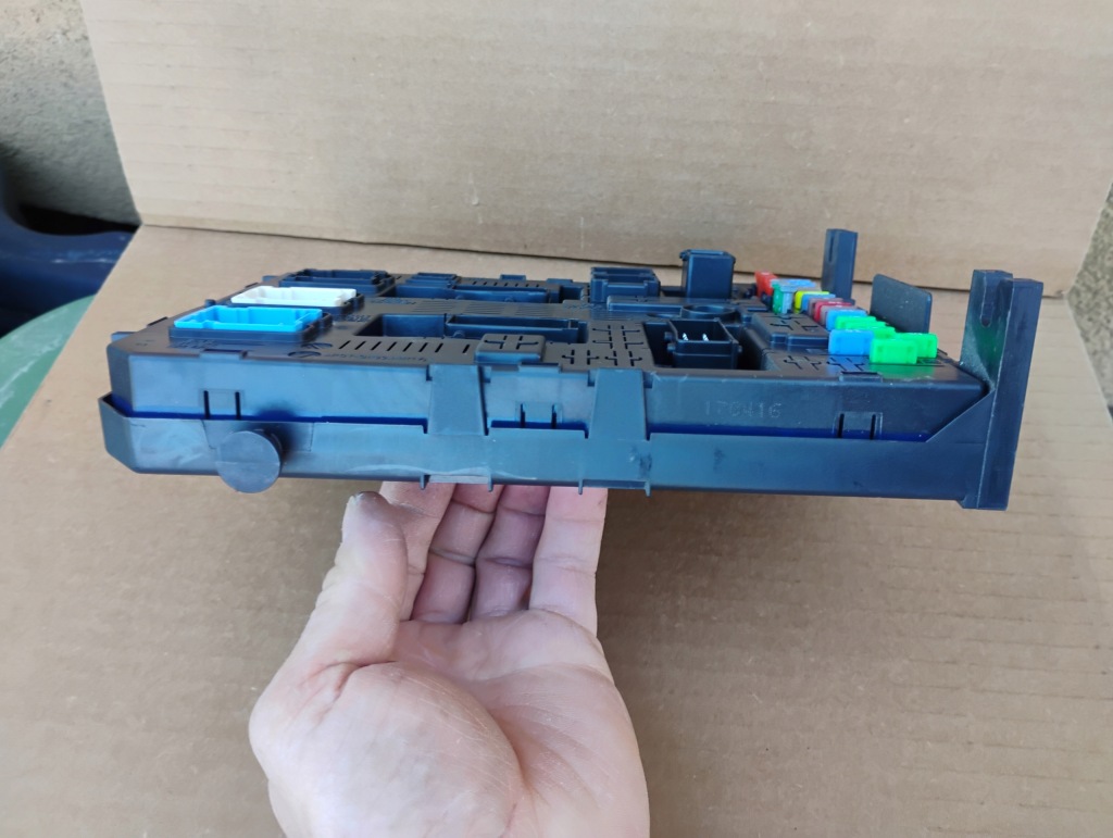 Citroen peugeot модуль bsi 981218948002 161 tyś km оригинал оригинальный номер Цена