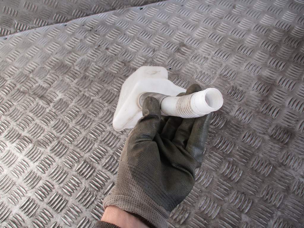 фото №6, Бак омывателя 4m51-17610 volvo v50 04-07 r.