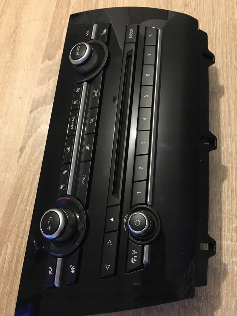 фото №1, Bmw f15 x5 панель кондиционера воздуховод 6831942