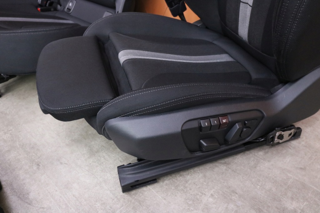 фото №13, Bmw x2 f39 салон сидіння заднє сидіння тунель sport електричний з підігрівом пам'ять