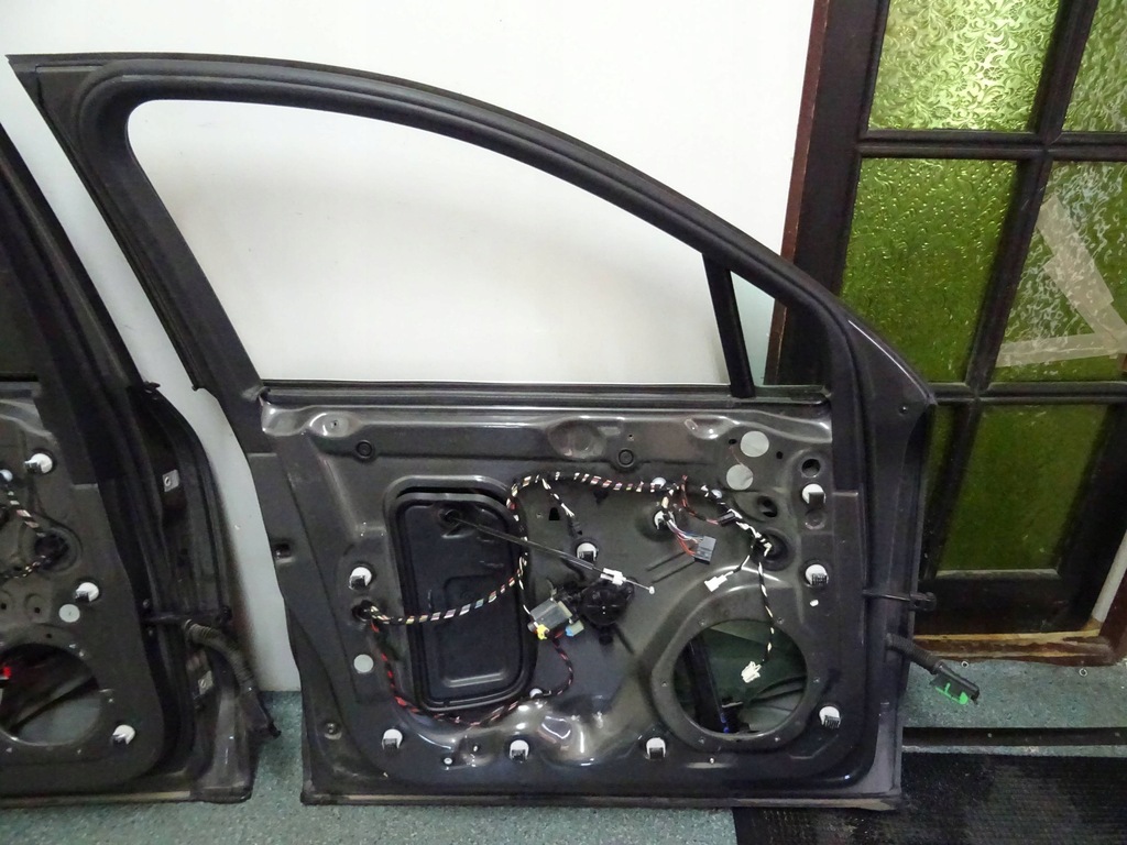 фото №8, Porsche macan 95b дверь передние + задние левая