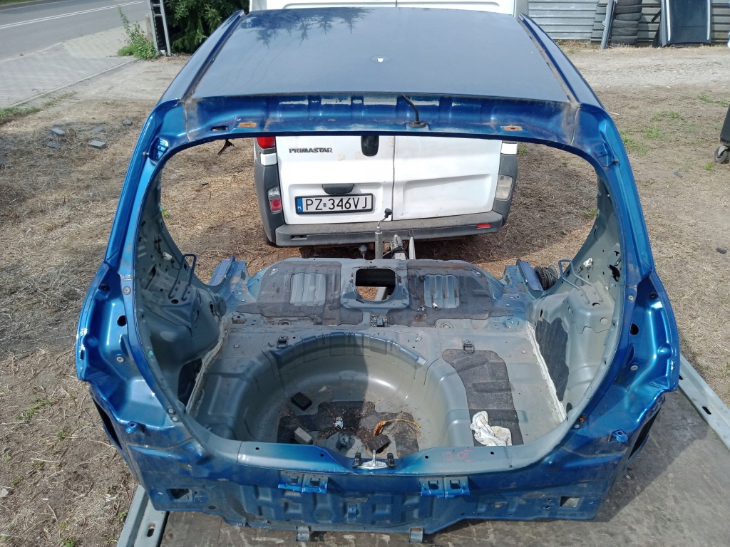 фото №1, Hyundai i20 lift четверть крыло левый правый pas задняя поддон 2012-14r