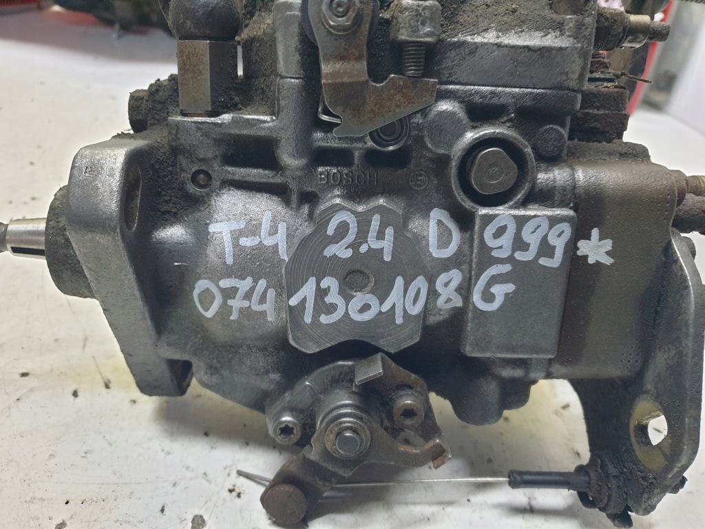 Насос впрыскная vw t4 2.4 d 074130108g Недорого