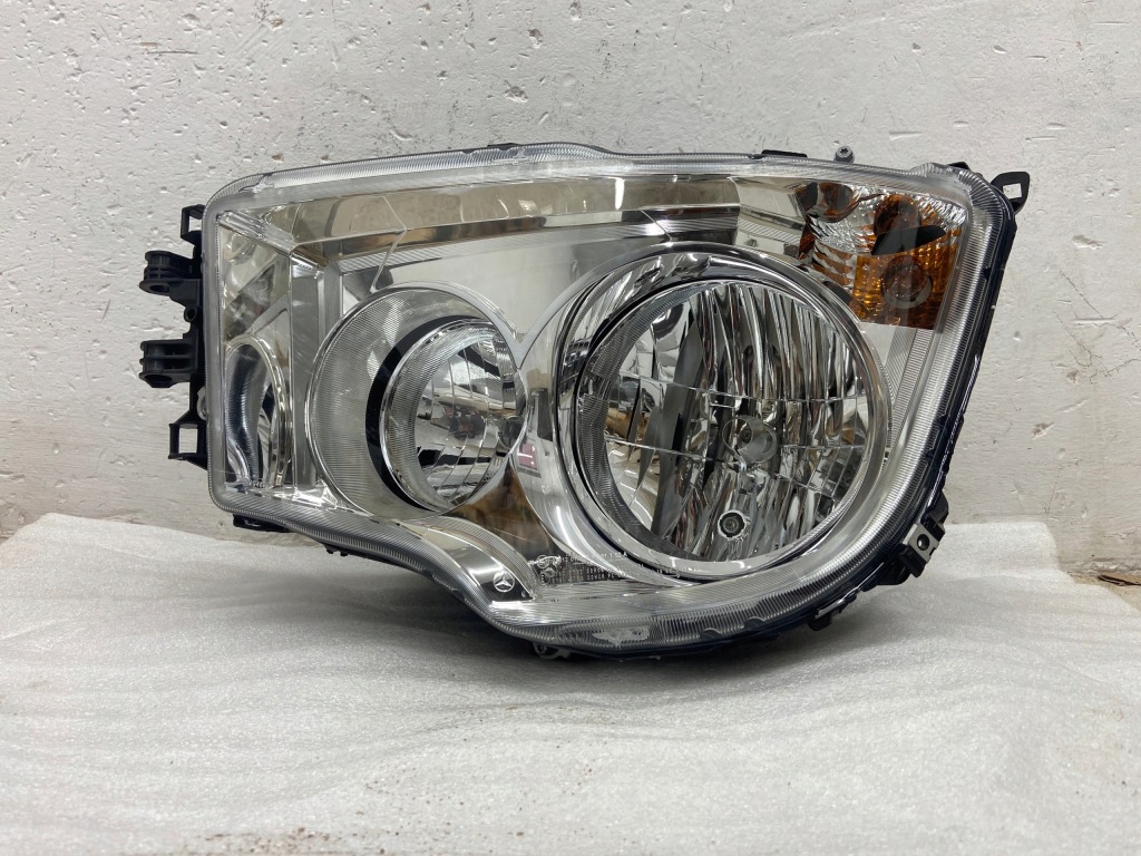 Купити Mercedes actros mp4 a961 ліхтар ліва