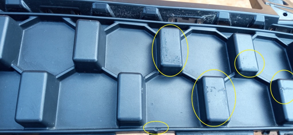 фото №13, Renault megane v e-tech 21- решётка решётка радиатора бампера передний 620265718r