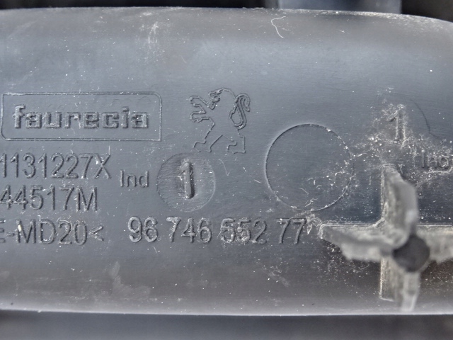 фото №10, Peugeot 208 2008 панель прикуриватель разъём usb 9674655277